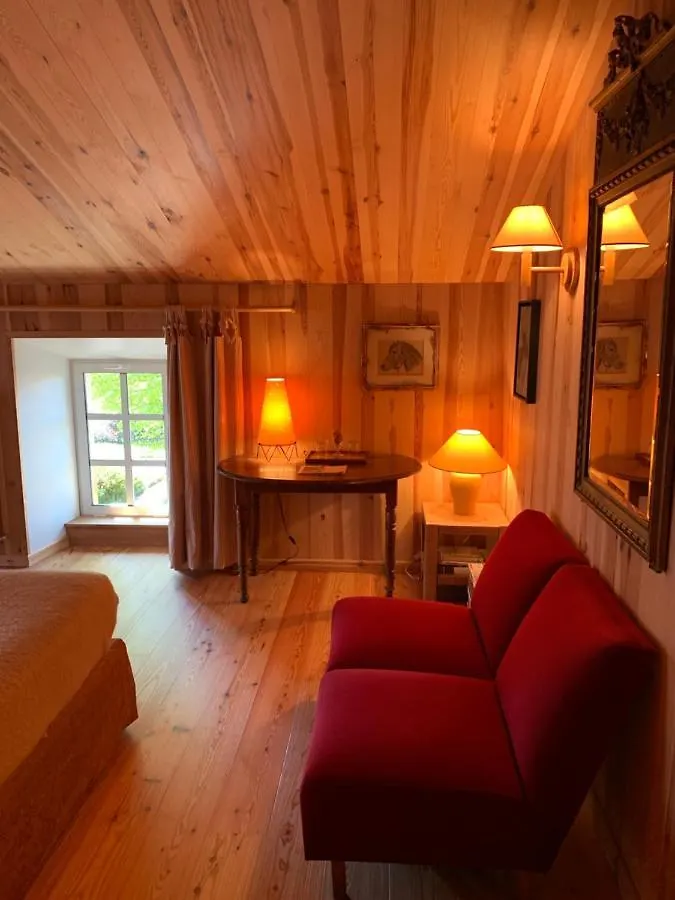 Le Potala Bed & Breakfast Le Bouchet-Saint-Nicolas 0*,  France